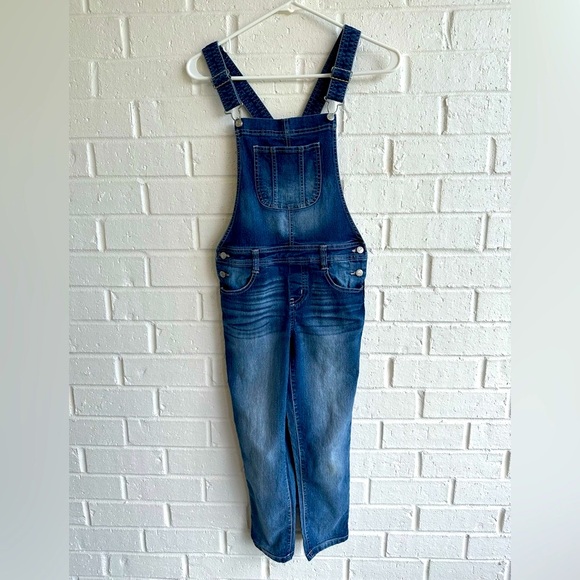 LEI Girl’s Classic Blue Denim Bib Overalls Size L, Excellent pre-owned condition - Picture 1 of 17